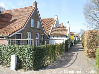 Buitenaanzicht Banck (Dorp) Buitenaanzicht Banck (Dorp)